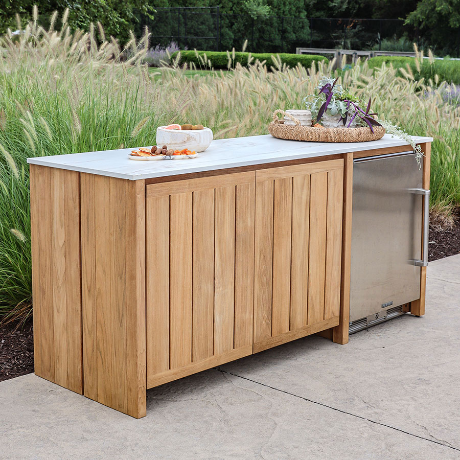 Cascade teak 3-seat island and beverage cooler cabinet - Calacatta porcelain top