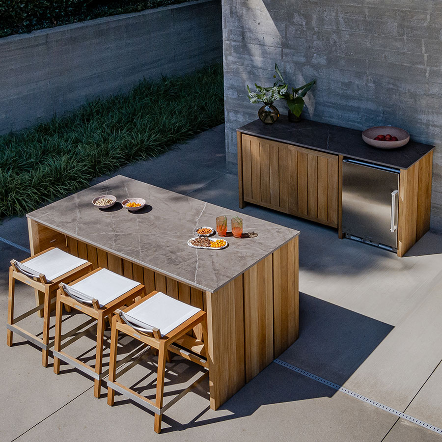 Cascade teak 3-seat island and beverage cooler cabinet - Grigio